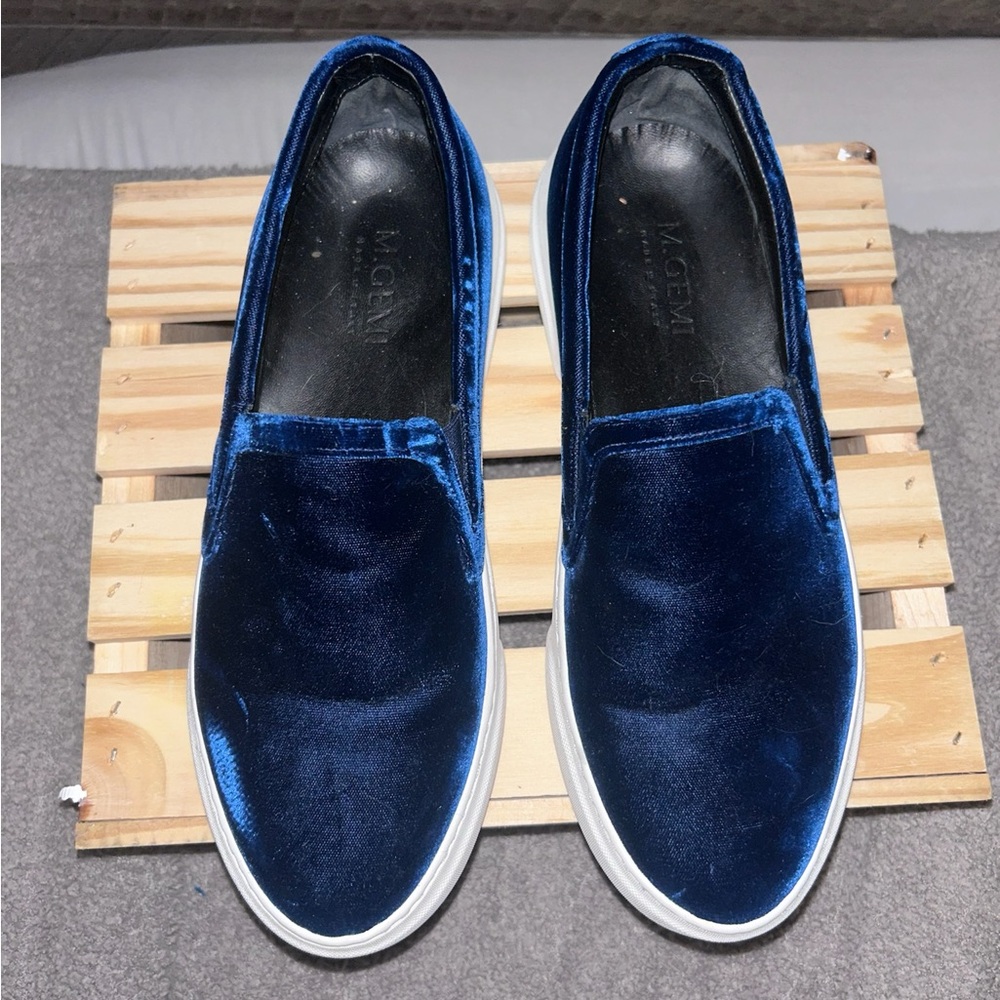 M. Gemi navy velvet slip ons/Size 39